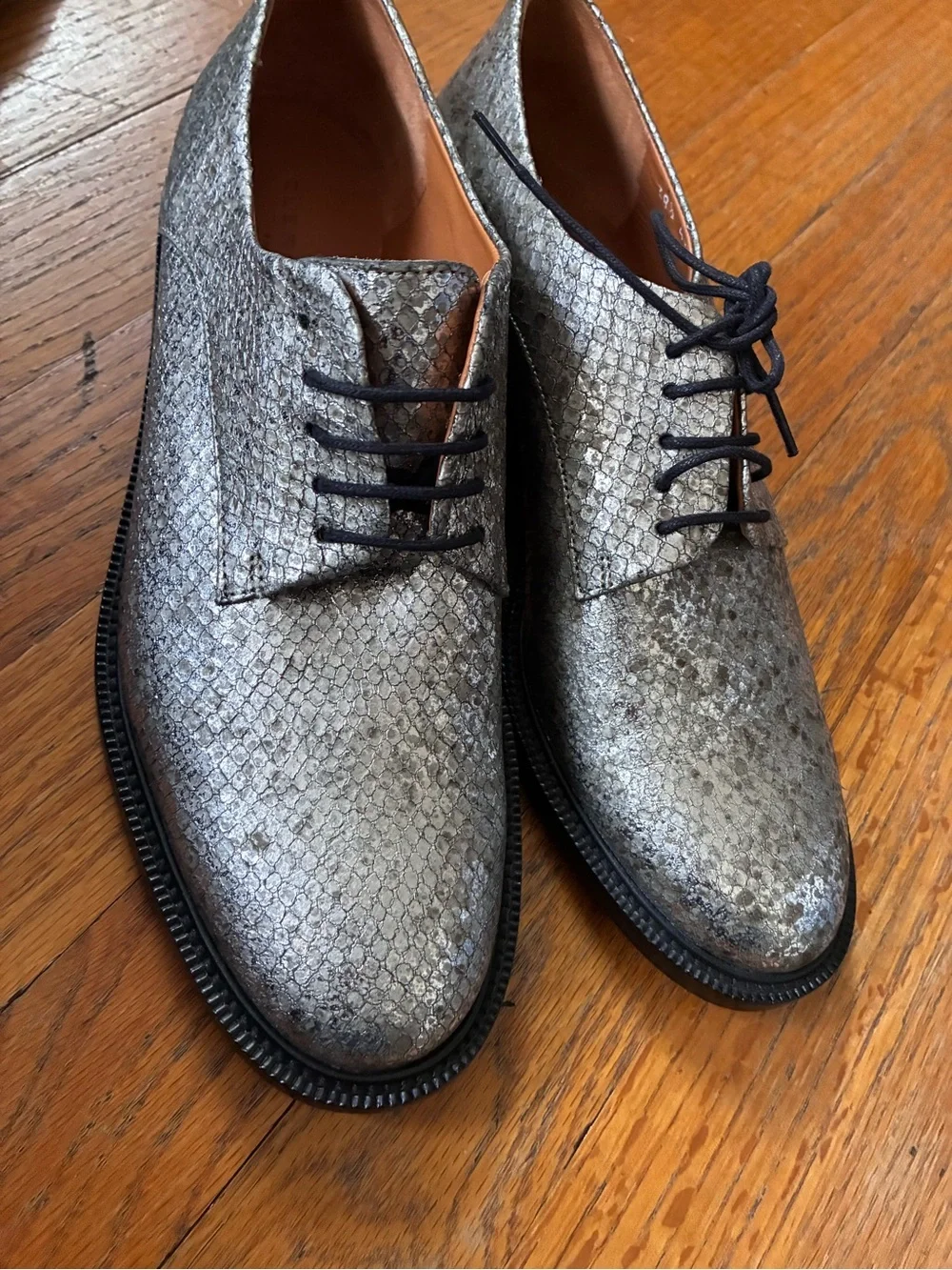 Robert clergerie Rosie gunmetal derby metallic size 38.5